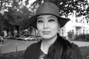 Berlin, Kreuzberg, Frau mit Hut